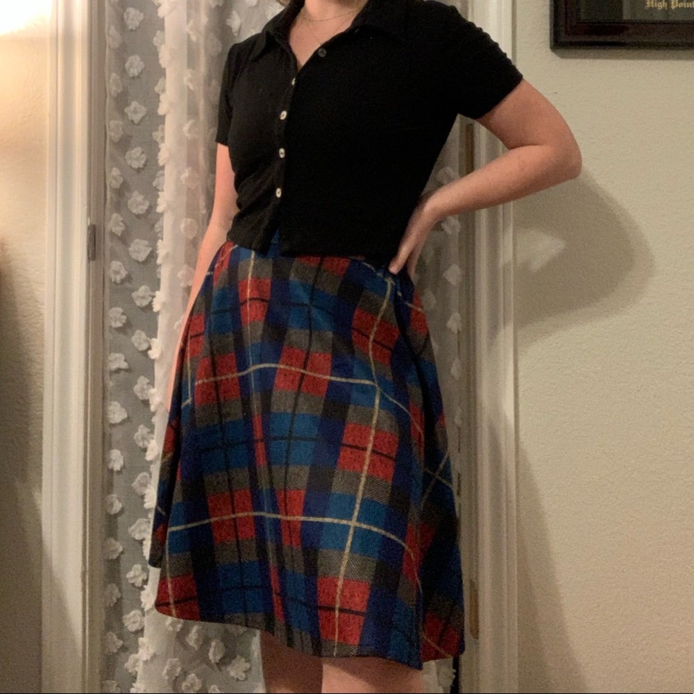 Knee Length Plaid Skirt